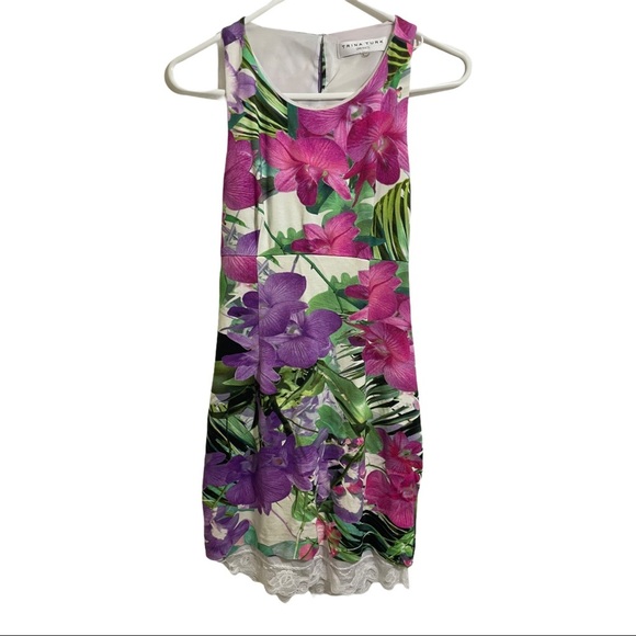 Tina Turk floral keyhole back lacy slip on dress size 2 - Picture 8 of 13